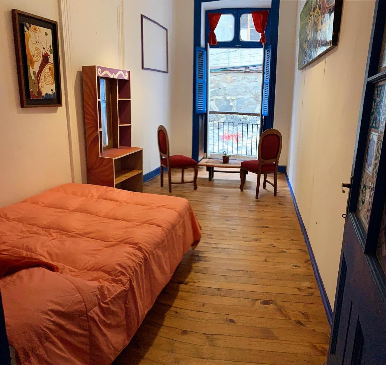 Art Hostel Casa Chaman บัลปาราอีโซ ภายนอก รูปภาพ